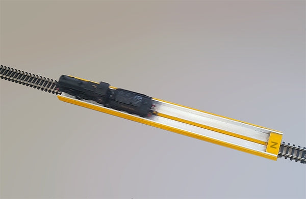 N Scale Powered Railer For Locos, Coaches and Wagons